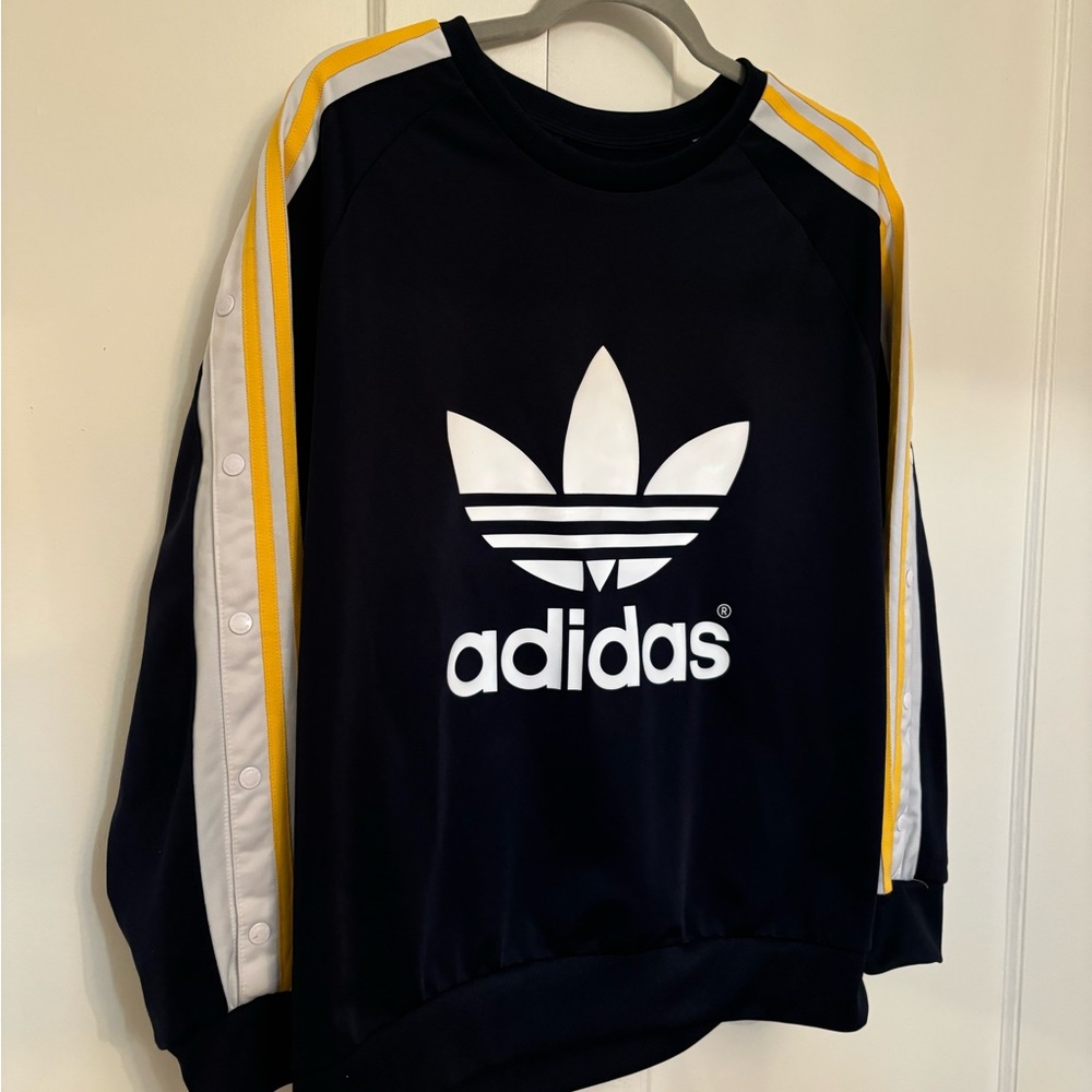 ADIDAS Sweater